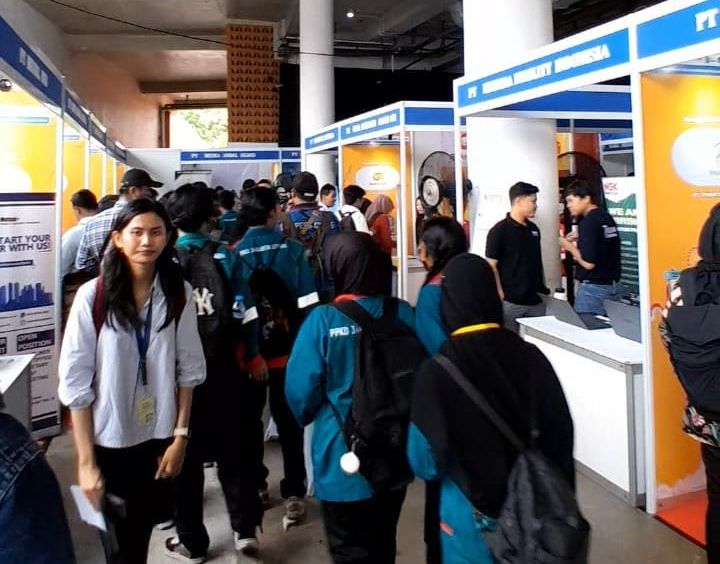Jakarta Jobfest 2025 di Velodrome Jakarta Timur <b>(NTVNews.id/ Adiansyah)</b>