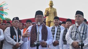 Gubernur DKI Jakarta, Pramono Anung menghadiri Silaturahmi Akbar Kaum Betawi yang digelar di Museum Mohammad Hoesni Thamrin, Senen, Jakarta Pusat, Minggu, 15 Februari 2026 sore.