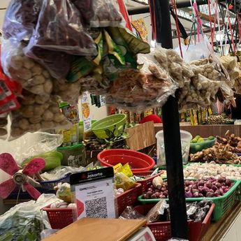 Transaksi QRIS di Pasar Tradisional Jakarta Melonjak 47 Persen pada 2025