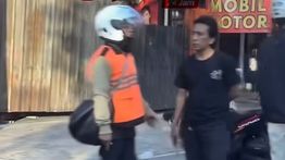 Lakalantas di Cibubur, Pengendara Motor Meregang Nyawa