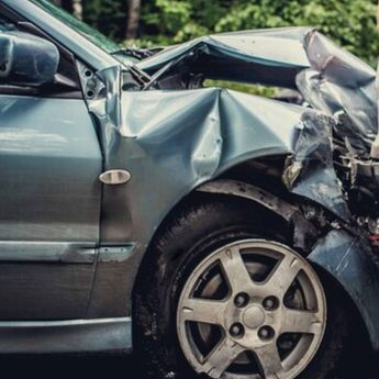 Mobil Tabrak Truk di Tol Jagorawi, 2 Orang Meninggal