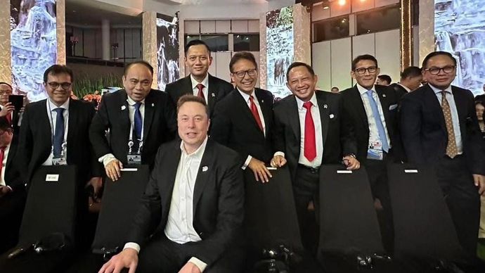 Foto para menteri Kabinet Indonesia Maju dengan Elon Musk