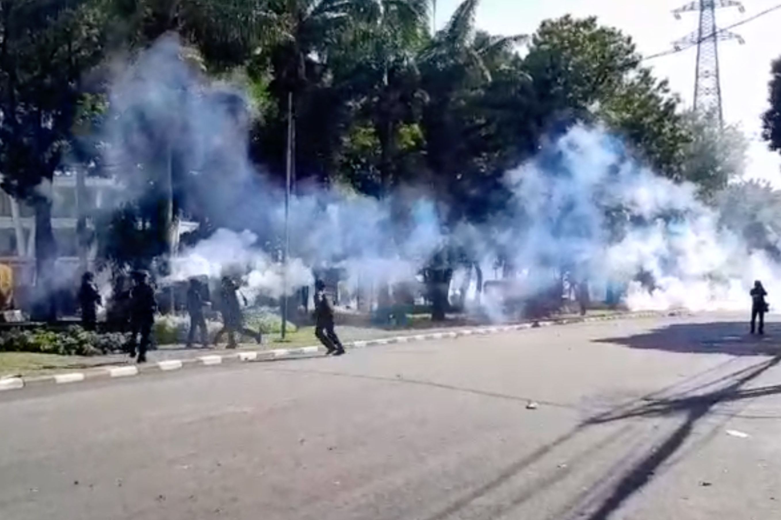 Jalan Kwitang ditutup <b>(NTvnews / Adiansyah)</b>