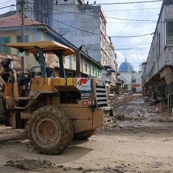 Kementerian PU Kebut Pemulihan Fasilitas Umum di Aceh Tamiang, Pembersihan Lumpur Capai 60 Persen