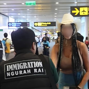 Imigrasi Bali Deportasi WN AS karena Buka Kelas Retreat Seksualitas