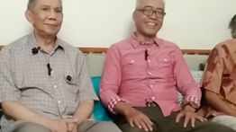 Eks Rektor UGM Blak-blakan: Jokowi Gak Lulus UGM dan Skripsinya Contekan