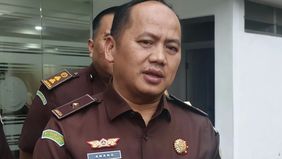 Proses penyelidikan masih akan terus berlanjut dengan memanggil pihak-pihak lain yang diduga terlibat, termasuk dari instansi pemerintah maupun swasta.

