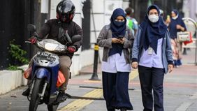  Sebuah unggahan yang beredar di Instagram menampilkan foto mantan Direktur Jenderal Perhubungan Darat Kementerian Perhubungan (Kemenhub), Budi Setiyadi, saat berbicara menggunakan mikrofon