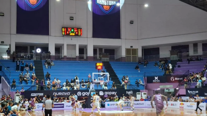 Hangtuah Jakarta meraih lima kemenangan beruntun usai mengalahkan Rajawali Medan 77-63 dalam laga yang digelar di GOR Ciracas, Jakarta Timur, Jumat (14/2/2024). 