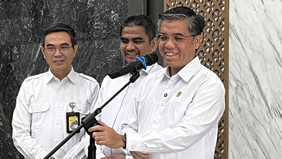 enteri Ketenagakerjaan Yassierli mengisyaratkan bahwa pengumuman atau SE terkait pemberian BHRbagi mitra pengemudi ojek daring/online (ojol) akan dilakukan bersamaan dengan SE tentang THR bagi pekerja.