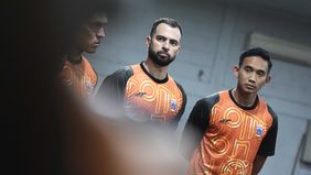 Pemain baru Persija Jakarta, Jordi Amat baru saja menjalani latihan perdana bersama Macan Kemayoran di Training Ground, Bojongsari, Depok pada Senin, 7 Juli 2025.