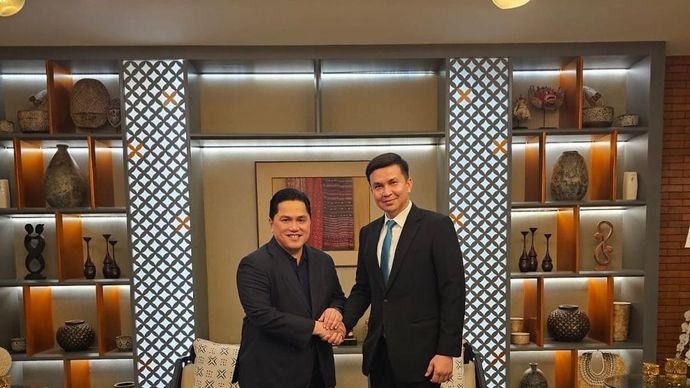 Menteri BUMN Erick Thohir Wamildan Tsani Panjaitan sebagai Direktur Utama Garuda Indonesia yang baru/Ist