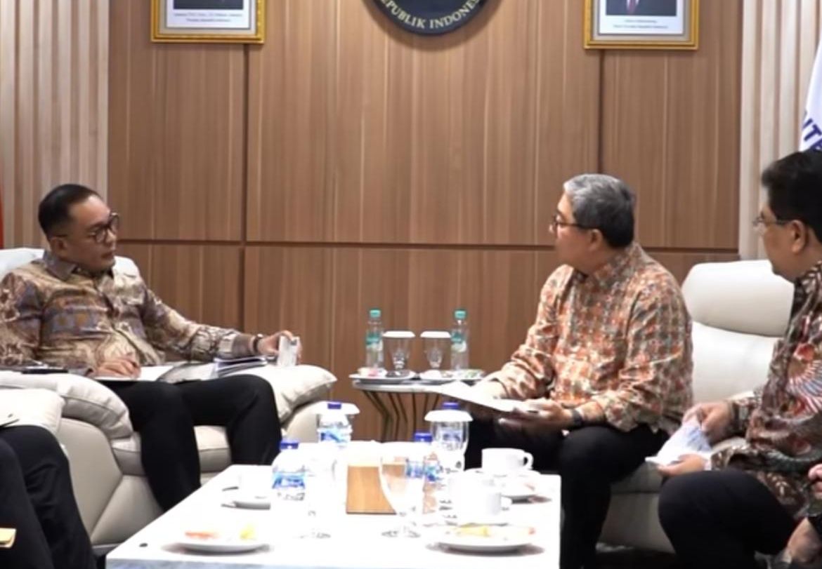 Wakil Menteri Investasi dan Hilirisasi/Wakil Kepala BKPM, Todotua Pasaribu, menerima audiensi dari PT Toyota Motor Manufacturing Indonesia (TMMIN). 