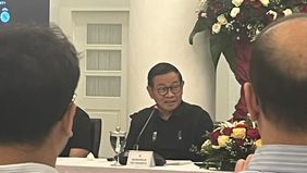 Atmosfer rivalitas paling ikonik dalam sejarah sepak bola dunia akan membara di Jakarta. Publik Indonesia dipastikan menjadi saksi duel Real Madrid Legends vs Barca Legends dalam tajuk &ldquo;Clash of Legends Jakarta&rdquo; yang akan digelar di GBK.