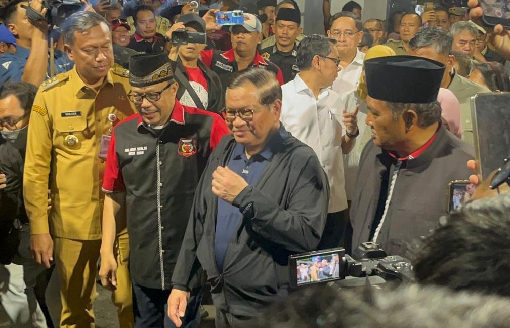 Pramono Anung tinjau Penataan Pasar Kramat Jati  <b>(NTVNews.id/Adiansyah)</b>