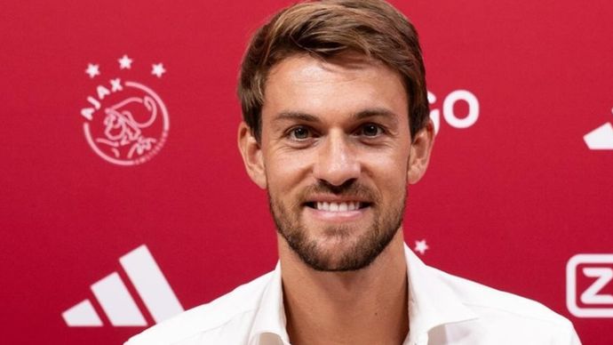 Daniele Rugani resmi dipinjamkan Juventus ke Ajax Amsterdam.