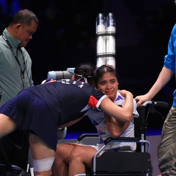 Seperti Kesetrum, Gregoria Mariska Gambarkan Rasa Sakit yang Memaksanya Retired di Denmark Open 2024    