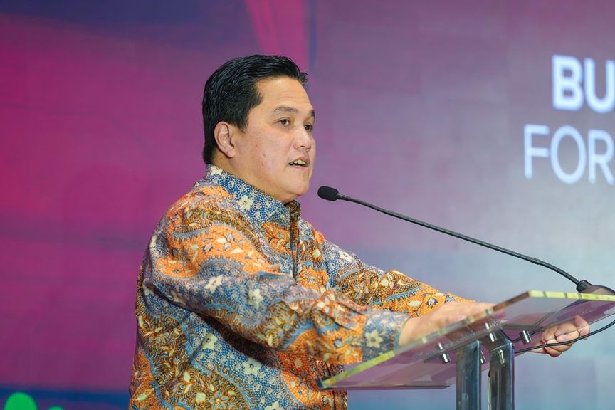 Ketua Umum PSSI, Erick Thohir memberikan sambutan pada peluncuran program Football for Shcool. <b>(Dok PSSI)</b>