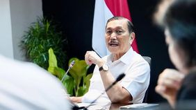 Dewan Ekonomi Nasional (DEN) menyampaikan apresiasi atas keberhasilan diplomasi ekonomi Indonesia dalam menyepakati penurunan tarif tambahan terhadap produk ekspor ke Amerika Serikat (AS), dari 32 persen menjadi 19 persen.

