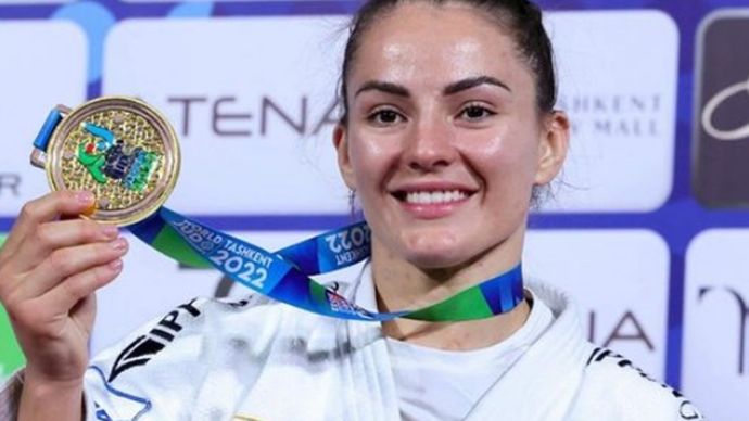 Barbara Matic, ratu Judo dari Kroasia saat merebut emas pada kejuaraan dunia