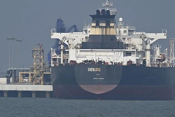 Jepang Lepas Cadangan Minyak 30 Hari untuk Redam Lonjakan Harga Energi