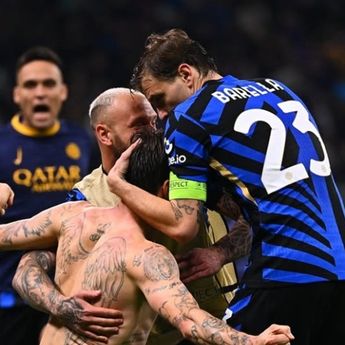 Menang Dramatis atas Barcelona, Simone Inzaghi Bangga Jadi Pelatih Inter Milan