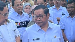 Pramono Kasih Solusi Buat Pedagang Buah Pasar Kramatjati yang Jadi Korban Kebakaran 