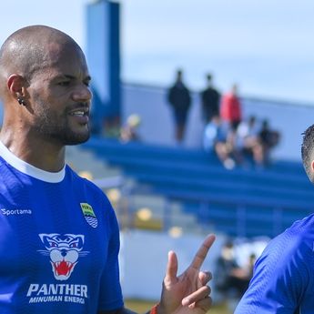 Preview Persib  vs Persija: Maung Bandung Tanpa Taring Andalannya