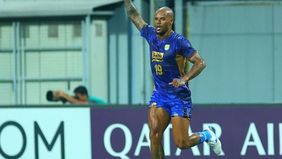 Persib Bandung sempat tertinggal dua gol sebelum bangkit dan membalas lewat tiga gol. 