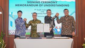 Pertamina Patra Niaga dan PT Sojitz Indonesia menjalin kemitraan strategis untuk mendukung transisi energi dan pengurangan emisi karbon melalui penggunaan produk Hydrotreated Vegetable Oil (HVO) yaitu Pertamina Renewable Diesel.