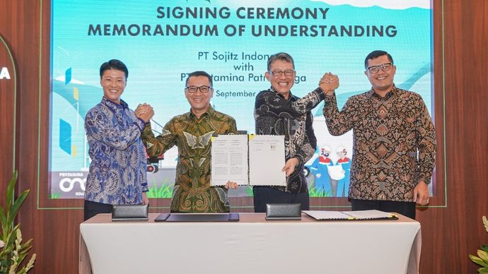 Pertamina Patra Niaga dan PT Sojitz Indonesia jalin kemitraan strategis untuk mendukung transisi energi dan pengurangan emisi karbon melalui penggunaan HVO