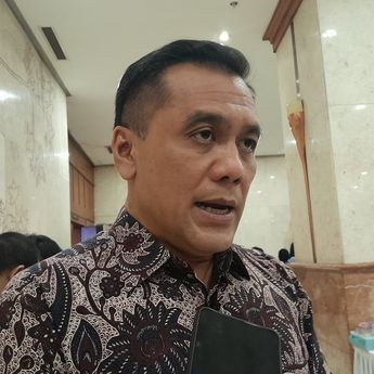 Pemprov DKI Soal JPO Depan Gedung DPR Viral Tanpa Tangga