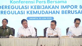 Pemerintah resmi meluncurkan paket kebijakan deregulasi yang mencakup pelonggaran aturan 10 komoditas impor.