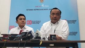 Menteri Sekretaris Negara (Mensesneg) Prasetyo Hadi menyampaikan keprihatinan pemerintah atas operasi tangkap tangan (OTT) yang menjerat Wakil Menteri Ketenagakerjaan oleh Komisi Pemberantasan Korupsi (KPK).