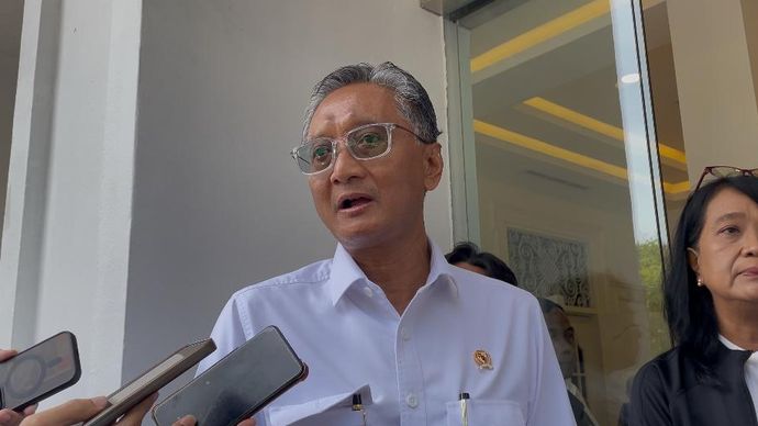 Menteri Pekerjaan Umum (PU) ungkap semua anggaran infrastruktur saat ini ditahan oleh Menteri Keuangan (Menkeu) Sri Mulyani Indrawati.  (Ntvnews.id-Muslimin Trisyuliono).