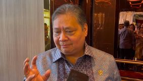 Menteri Koordinator Bidang Perekonomian (Menko Perekonomian) Airlangga Hartarto buka suara soal rupiah sempat menyentuh Rp16.300 per dolar Amerika Serikat (AS).