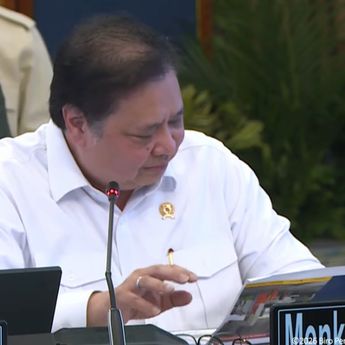 Di Hadapan Prabowo, Menko Airlangga: Konsumsi Domestik Tetap Kuat, Utang Luar Negeri RI di Bawah 30 Persen PDB