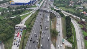 PT Bintaro Serpong Damai sebagai pengelola dan operator Jalan Tol Ruas Pondok Aren-Serpong (Tol BSD) yang menghubungkan Tangerang Selatan dengan Jakarta, dalam waktu dekat akan memberlakukan penyesuaian tarif atau kenaikan tarif.
