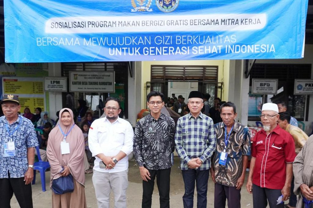 anggota Komisi IX DPR RI Sahidin bersama BGN <b>(Dokumentasi BGN)</b>