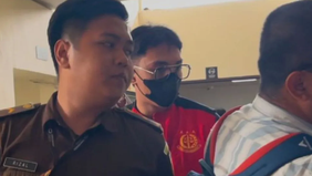 Terpidana kasus penganiayaan terhadap David Ozora, Mario Dandy Satrio (20), menghadiri sidang pemeriksaan ahli yang diajukan oleh jaksa penuntut umum (JPU) di Pengadilan Negeri Jakarta Selatan terkait dugaan pencabulan terhadap anak berinisial AG (15