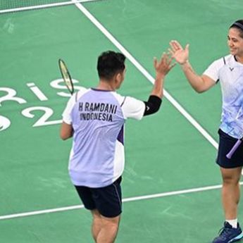 Selamat, Hikmat Ramdani/Leani Ratri Oktila Sumbang Emas Perdana Indonesia di Paralimpiade Paris 2024