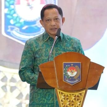 Mendagri Minta Pemda Siaga Dampak Abu Anak Krakatau, Masyarakat Diimbau Pakai Masker