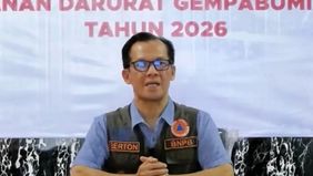 Badan Nasional Penanggulangan Bencana (BNPB) meminta masyarakat di wilayah terdampak gempa bumi di Nusa Tenggara Timur (NTT) untuk tetap waspada menyusul masih tingginya aktivitas gempa susulan.