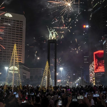 5 Spot Terbaik Saksikan Malam Pergantian Tahun di Jakarta, Ada Kembang Api dan Konser