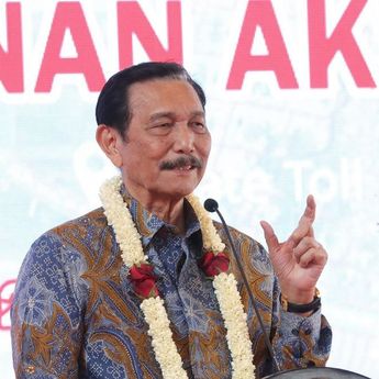 Luhut Resmikan Bandara Dhoho Kediri Jelang Akhir Jabatan, Beri Kesan Begini