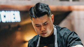 Kwon Seong Joon yang juga dikenal dengan nama Napoli Matfia, julukannya di Culinary Class Wars yang berhasil kedua juri survival show Netflix ini, yakni Baek Jong Won dan Anh Sung Jae.