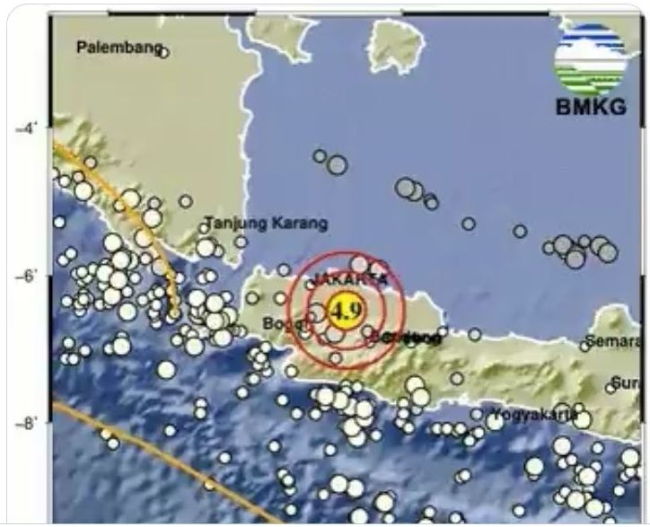 Gempa Bekasi berkekuatan Magnitudo 4.9, di kedalaman 10 kilometer terjadi di tenggara Kabupaten Bekasi.  <b>(BMKG)</b>