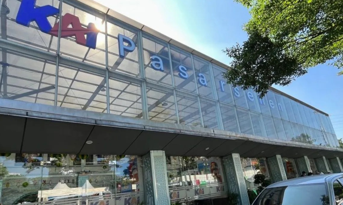 Stasiun KAI Pasar Senen, Jakarta, Jumat (13/3/2026). <b>(Antara/AMuzdaffar Fauzan)</b>