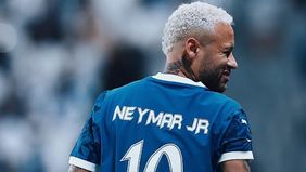 Neymar Jr kembali cedera saat tampil bersama Al Hilal di Liga Champions Asia.