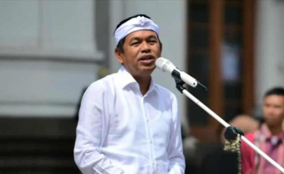 Gubernur Jawa Barat Dedi Mulyadi memberikan keterangan di Bandung. (ANTARA/Ricky Prayoga) <b>(Antara)</b>